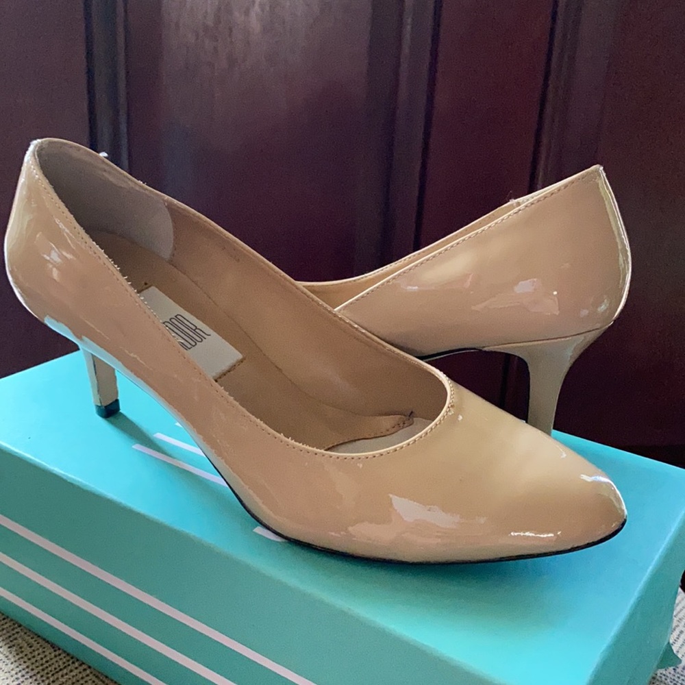 ~Jildor~ Nude (Bone) Patent Leather Pumps